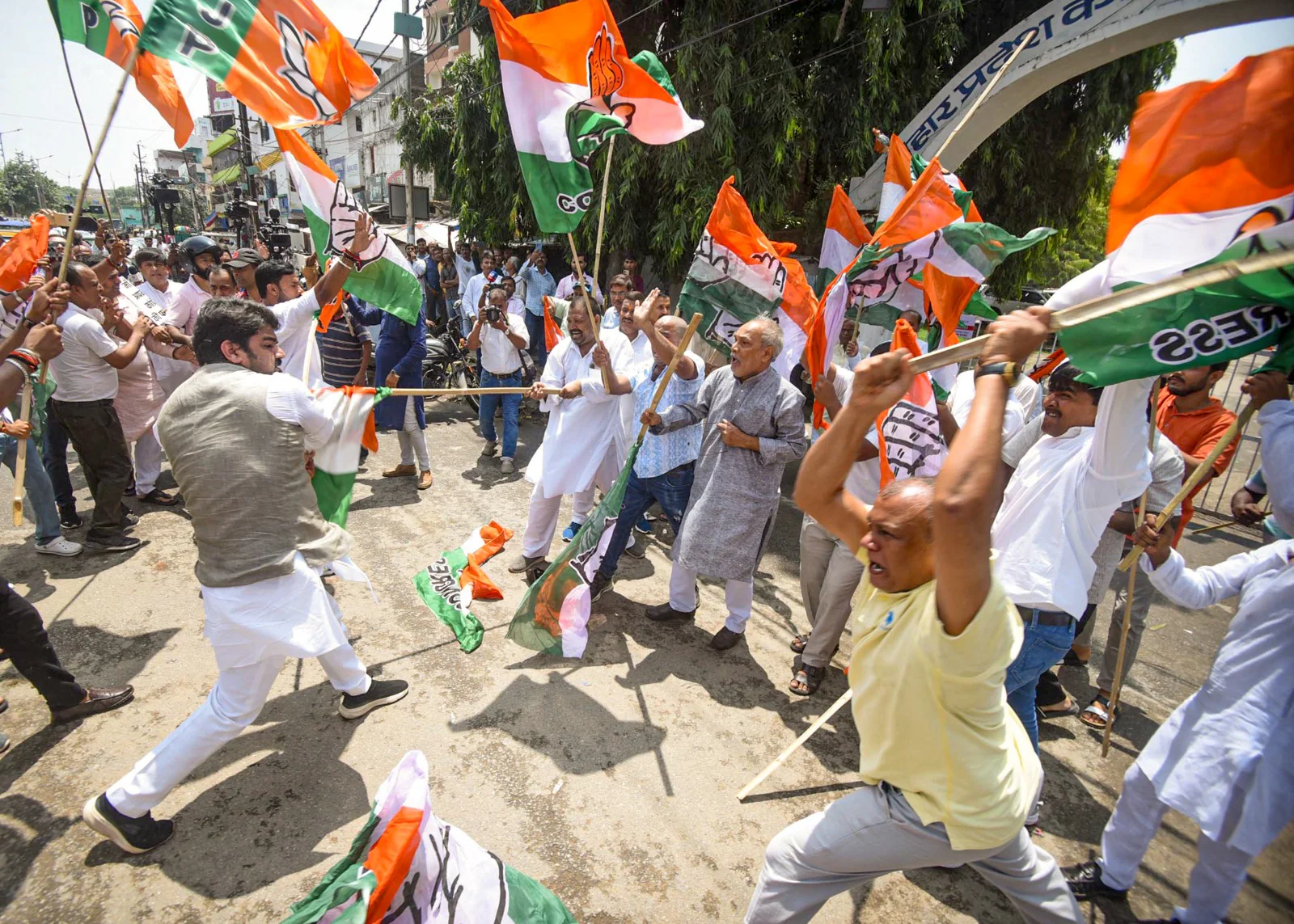 ral45q6s_modi_625x300_29_August_25
