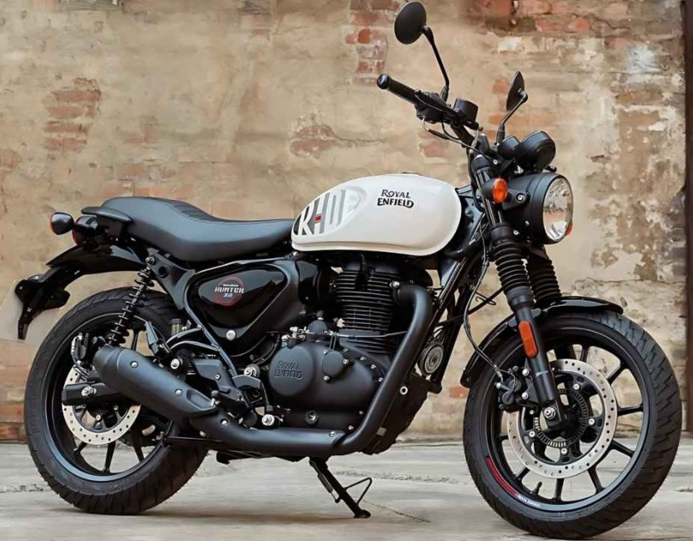 Royal Enfield Hunter 350 – नया वेरिएंट, कलर ऑप्शन और कीमत मॉडल 2025